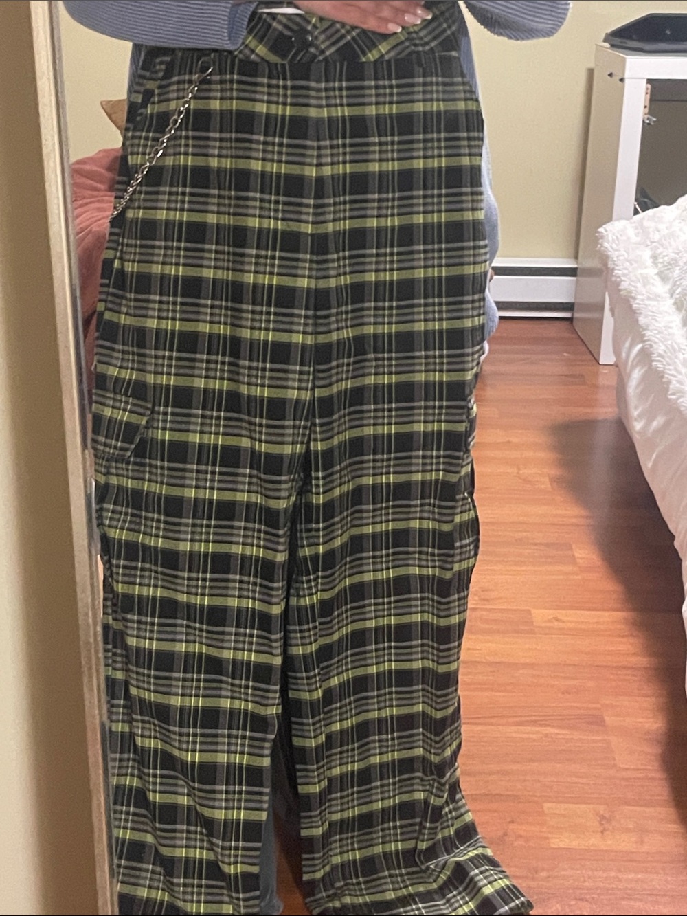 Men's Black & Lime Plaid Wide-Leg Pants